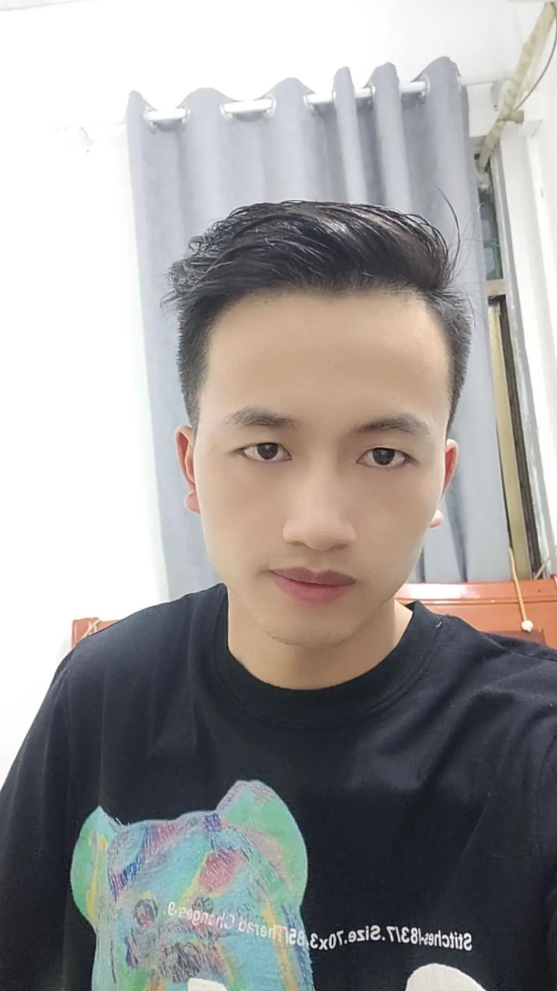 照片男30岁_30岁男生成熟自信照