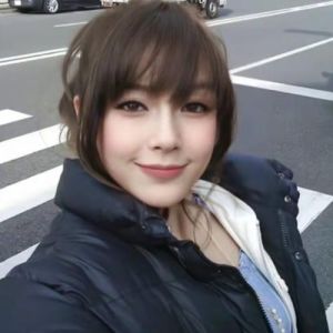 杨颖早期最美时期照片_颖儿早期美照曝光！仙气十足，颜值惊艳，美到心动，适合做壁纸发朋友圈，快来评论区分享你最喜欢的！